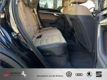 VW Touareg 3.0 V6 TDI Mwst.11.491 EUR auswb. VOLL !