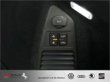 VW Touareg 3.0 V6 TDI Mwst.11.491 EUR auswb. VOLL !