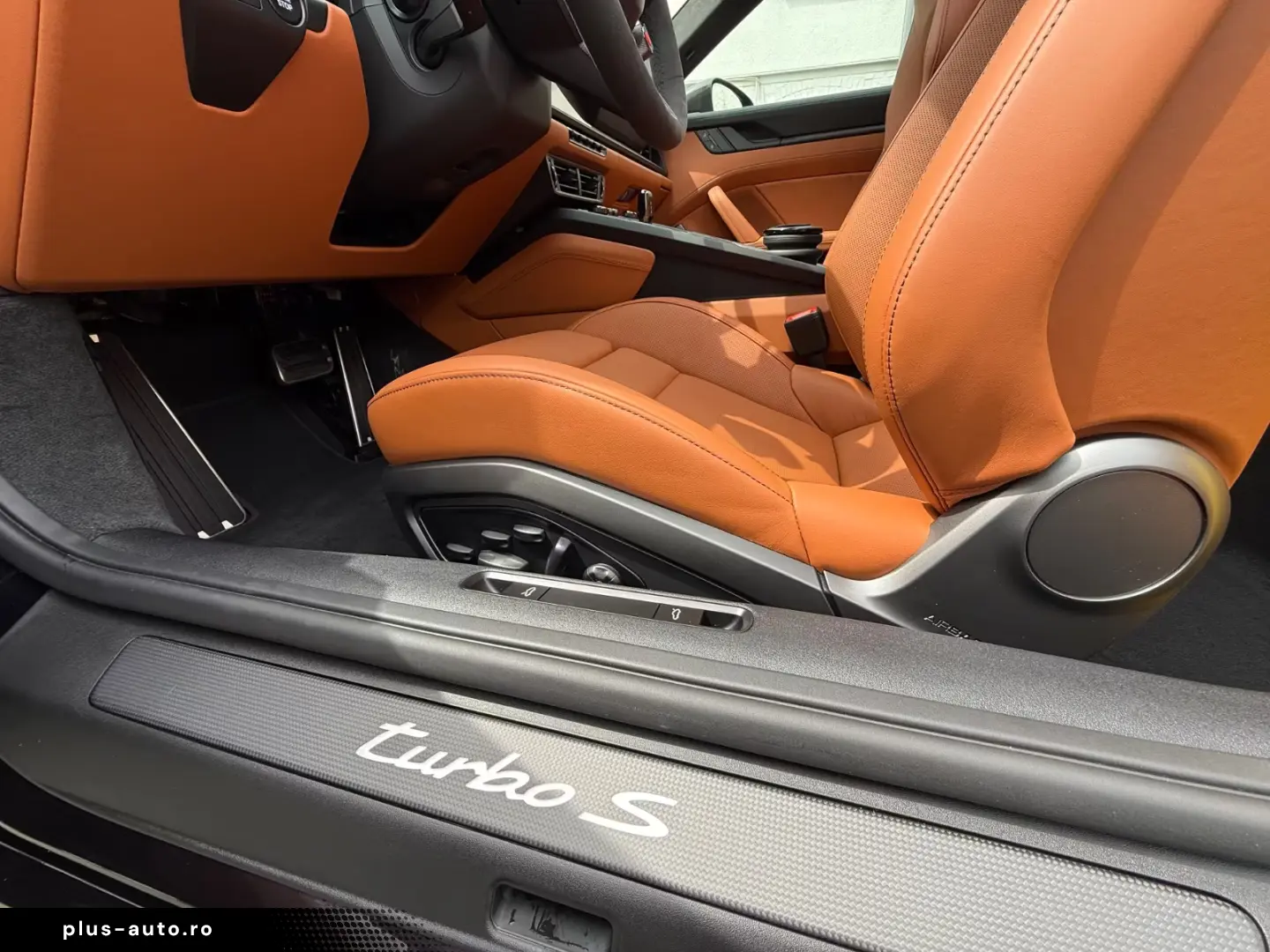 Porsche 992 Turbo S Carbon Sp Design Burmester