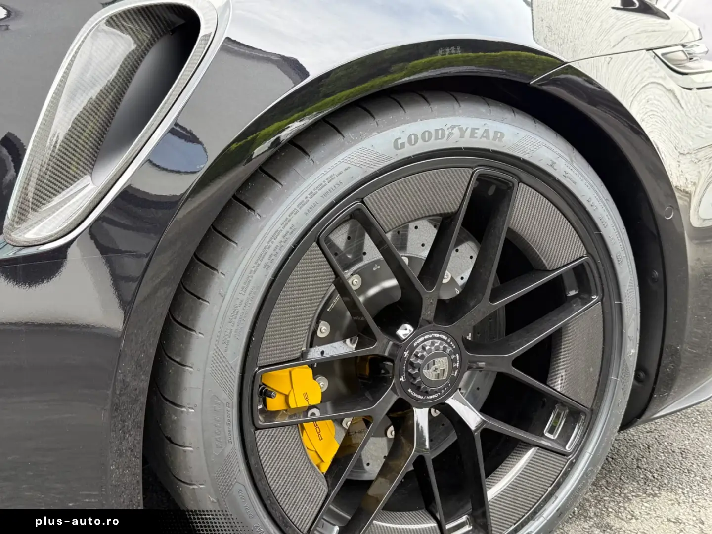 Porsche 992 Turbo S Carbon Sp Design Burmester