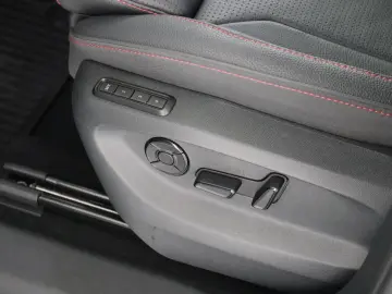 SKODA KODIAQ RS SUITE 265PS DSG 4X4 -VOLLAUSSTATTUNG-