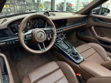 Porsche 992 .2 Turbo S Cabrio FULL CARBON