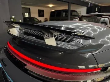Porsche 992 .2 Turbo S Cabrio FULL CARBON