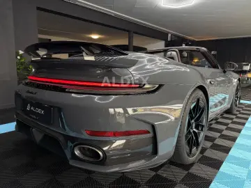 Porsche 992 .2 Turbo S Cabrio FULL CARBON