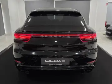 PORSCHE Cayenne COUPE E-Hybrid Platinum SPORT-DESIGN