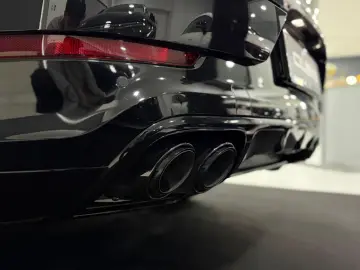 PORSCHE Cayenne COUPE E-Hybrid Platinum SPORT-DESIGN