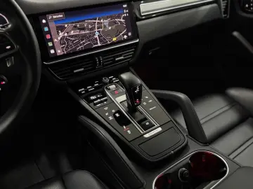 PORSCHE Cayenne COUPE E-Hybrid Platinum SPORT-DESIGN