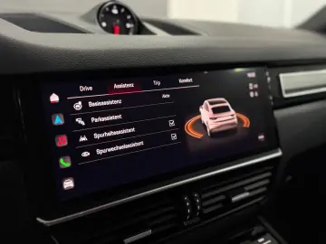 PORSCHE Cayenne COUPE E-Hybrid Platinum SPORT-DESIGN