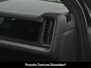 PORSCHE Cayenne Panoramadach BOSE LED-Matrix