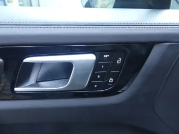 PORSCHE Cayenne Turbo Sport Chrono PANO HUD SOFT 22&&hellip;