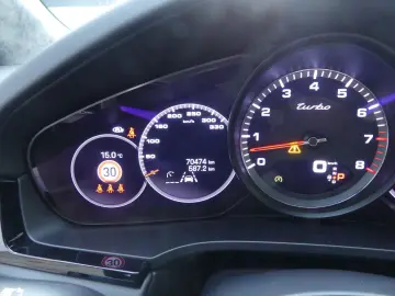 PORSCHE Cayenne Turbo Sport Chrono PANO HUD SOFT 22&&hellip;