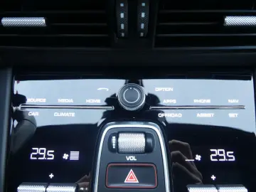 PORSCHE Cayenne Turbo Sport Chrono PANO HUD SOFT 22&&hellip;