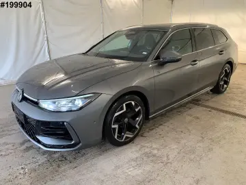 Volkswagen Passat Variant 2.0 TDI R-Line Matrix ACC