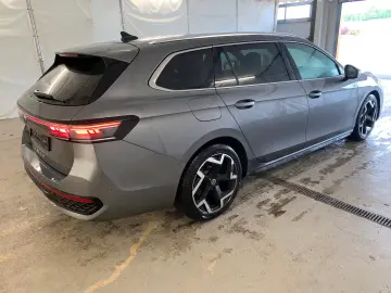 Volkswagen Passat Variant 2.0 TDI R-Line Matrix ACC