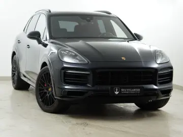 PORSCHE Cayenne GTS Matrix BOSE 18-Wege Sitzkli Pano Luf