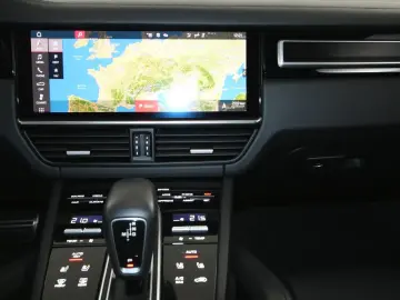 PORSCHE Cayenne GTS Matrix BOSE 18-Wege Sitzkli Pano Luf