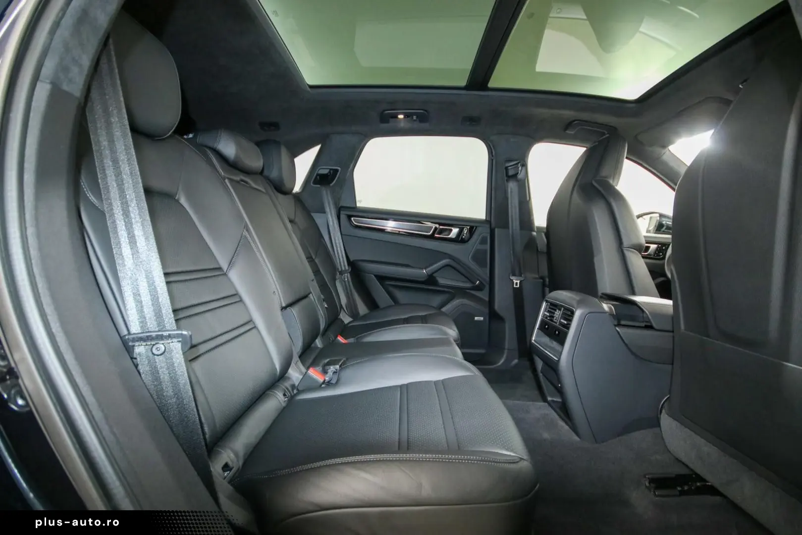 PORSCHE Cayenne GTS Matrix BOSE 18-Wege Sitzkli Pano Luf