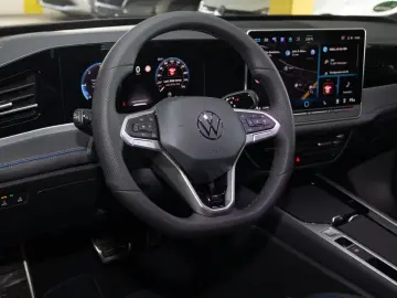 Volkswagen Passat Variant 2.0 TDI DSG R-Line