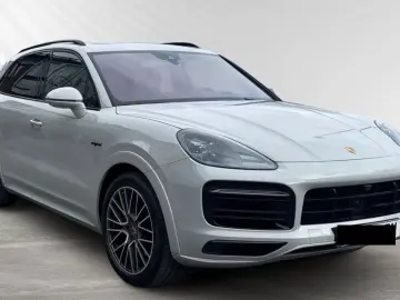 PORSCHE Cayenne E-Hybrid Platinum Edition