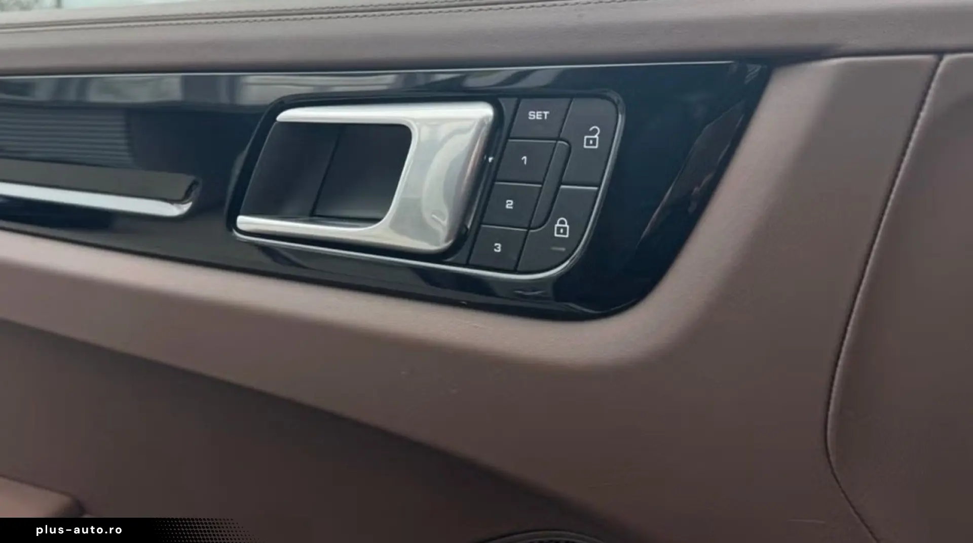 PORSCHE Cayenne E-Hybrid Platinum Edition
