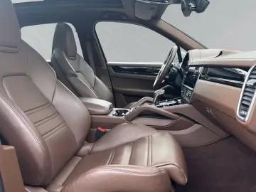 PORSCHE Cayenne E-Hybrid Platinum Edition