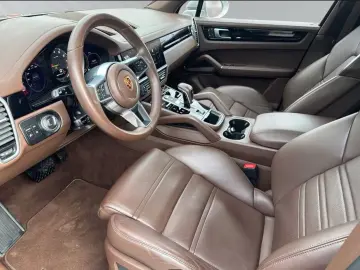 PORSCHE Cayenne E-Hybrid Platinum Edition