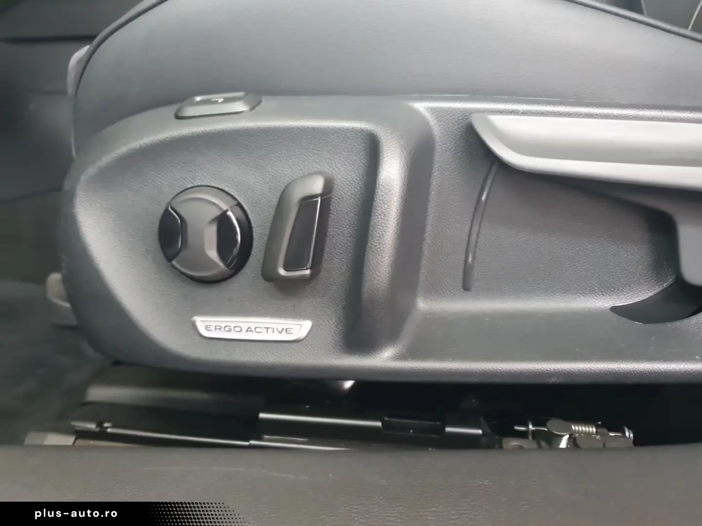 Volkswagen Passat Variant Business 360 CAM ACC