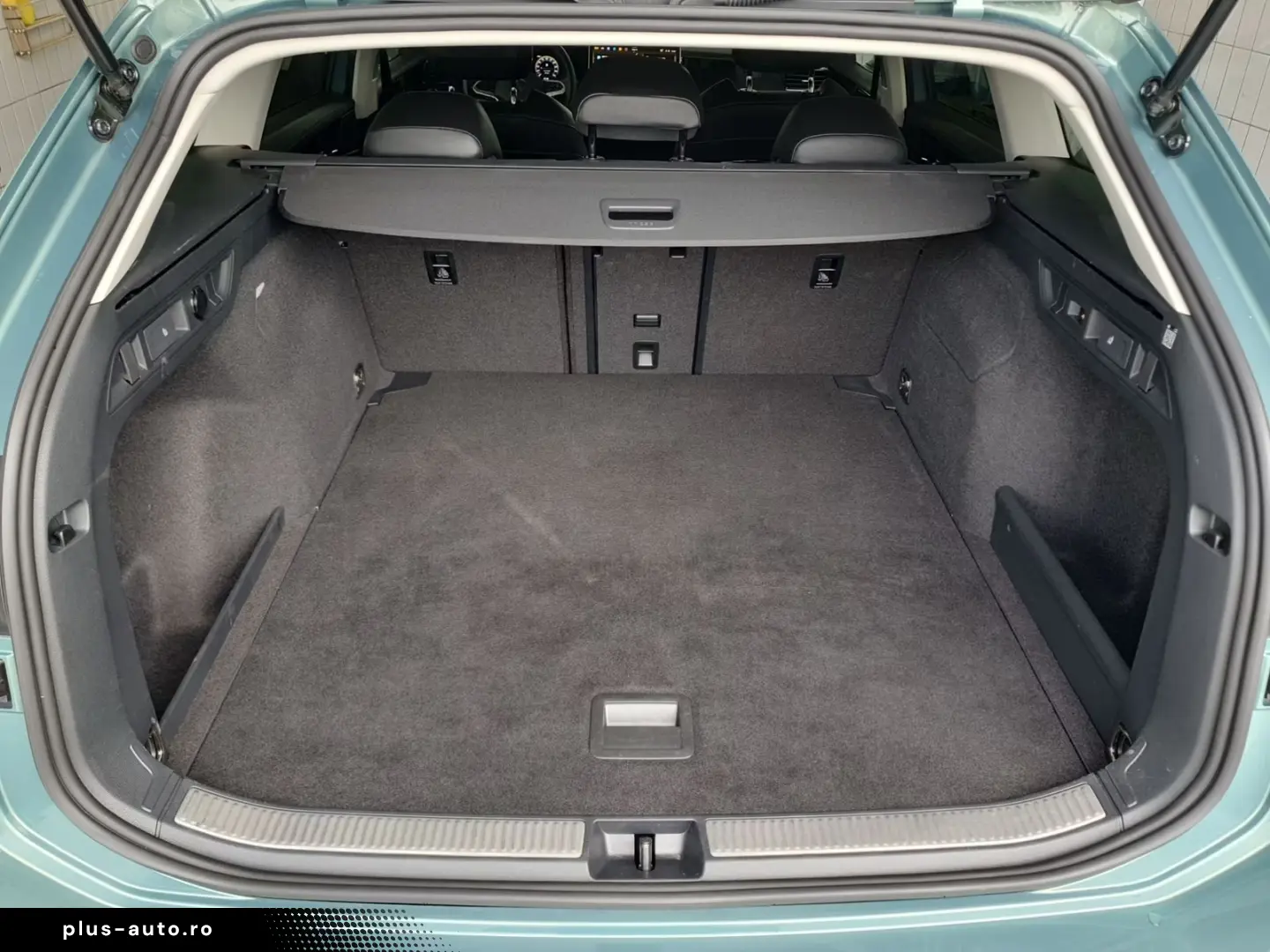 Volkswagen Passat Variant Business 360 CAM ACC