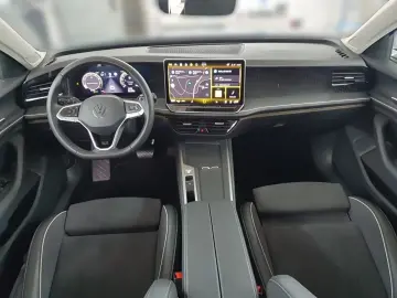 Volkswagen Passat Variant Business 360 CAM ACC