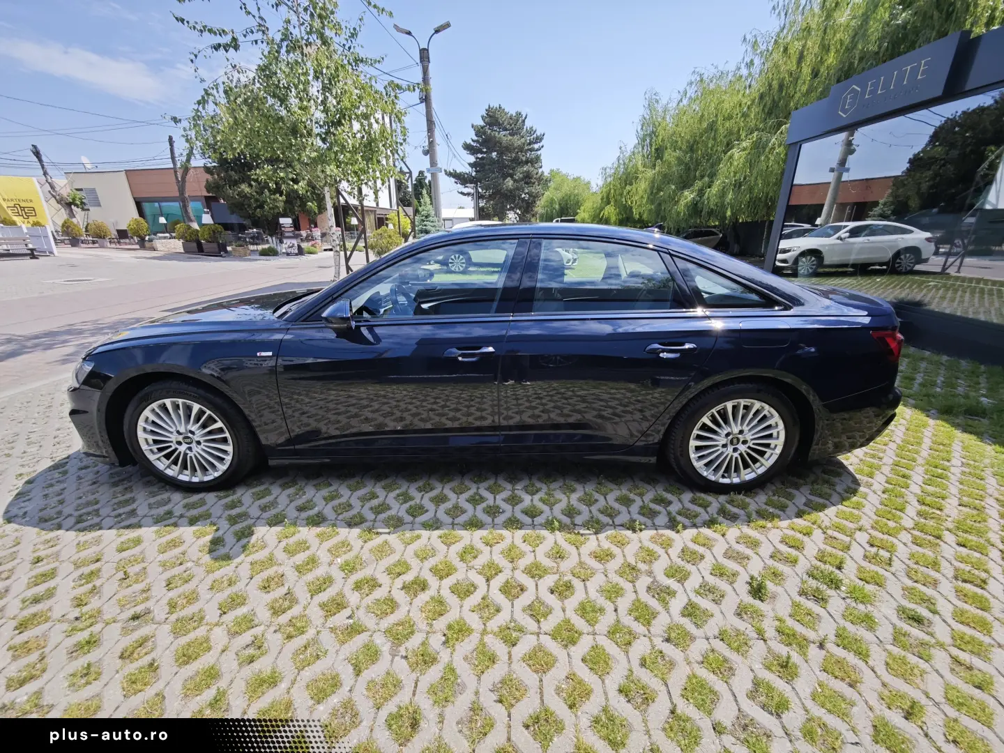Audi A6 50 TFSIe Quattro Ultra S tronic S Line
