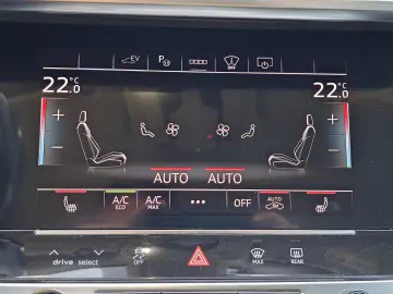 Audi A6 50 TFSIe Quattro Ultra S tronic S Line