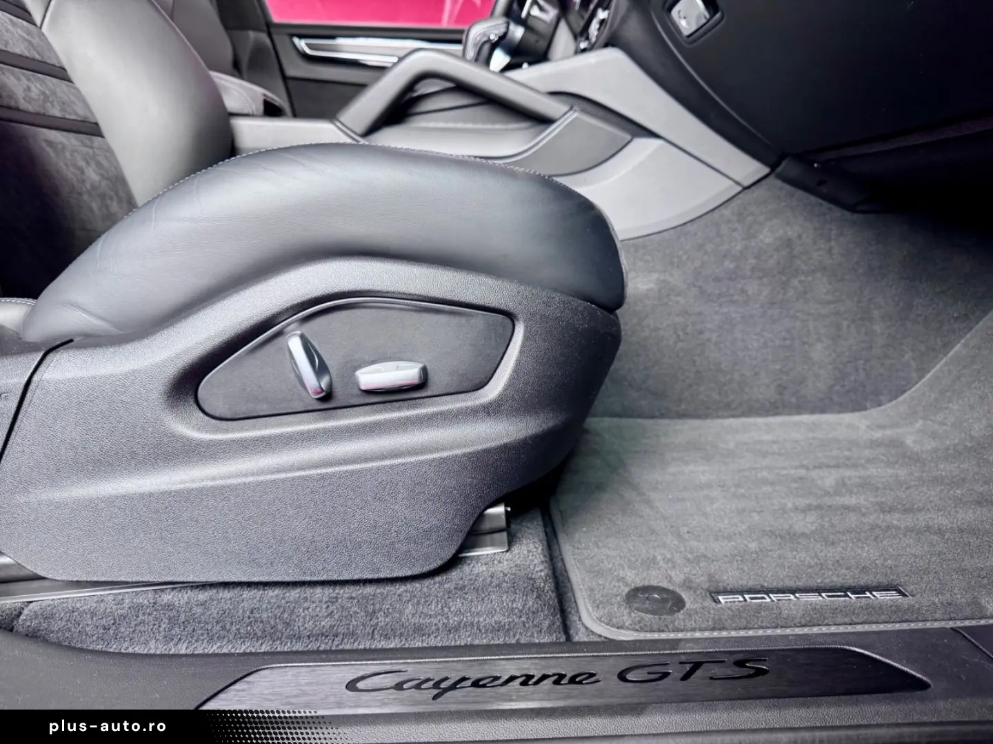 PORSCHE Cayenne GTS SportAbgas Pano ACC 360 Luft HeadUp