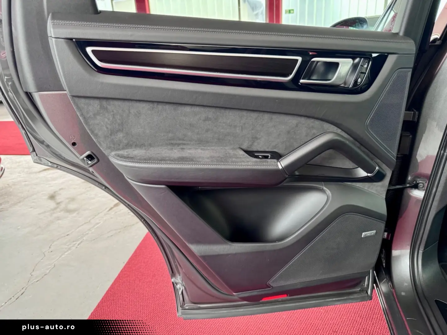 PORSCHE Cayenne GTS SportAbgas Pano ACC 360 Luft HeadUp