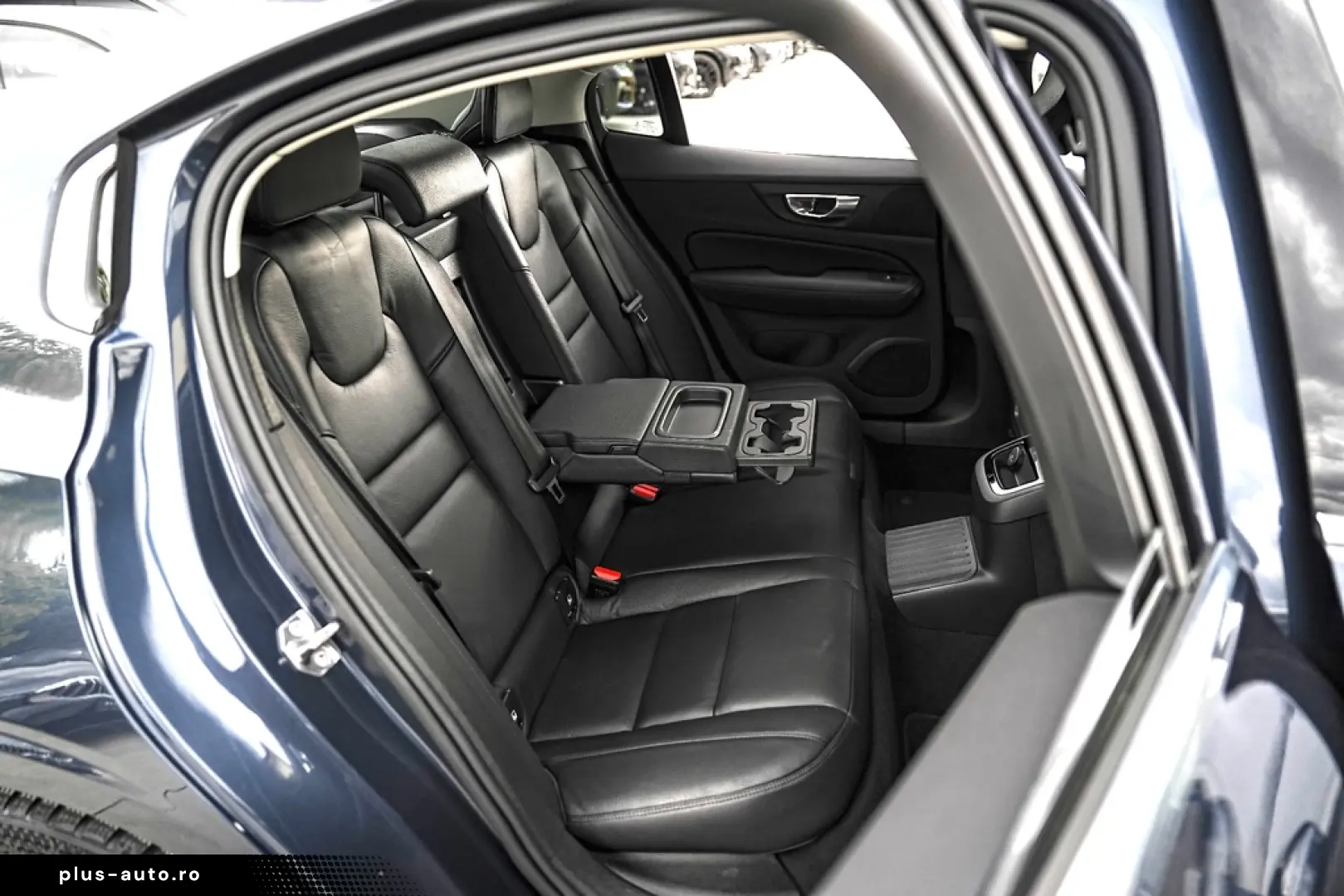 Volvo S60 T8 eAWD Inscription