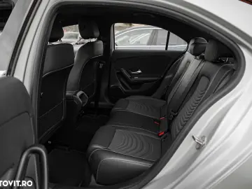 Mercedes-Benz A 200 d Sedan 8G-DCT Style