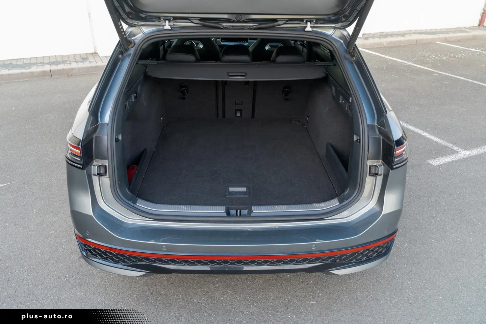 Volkswagen Passat 2.0TDI R-line MATRIX NAVI ACC KAMERA
