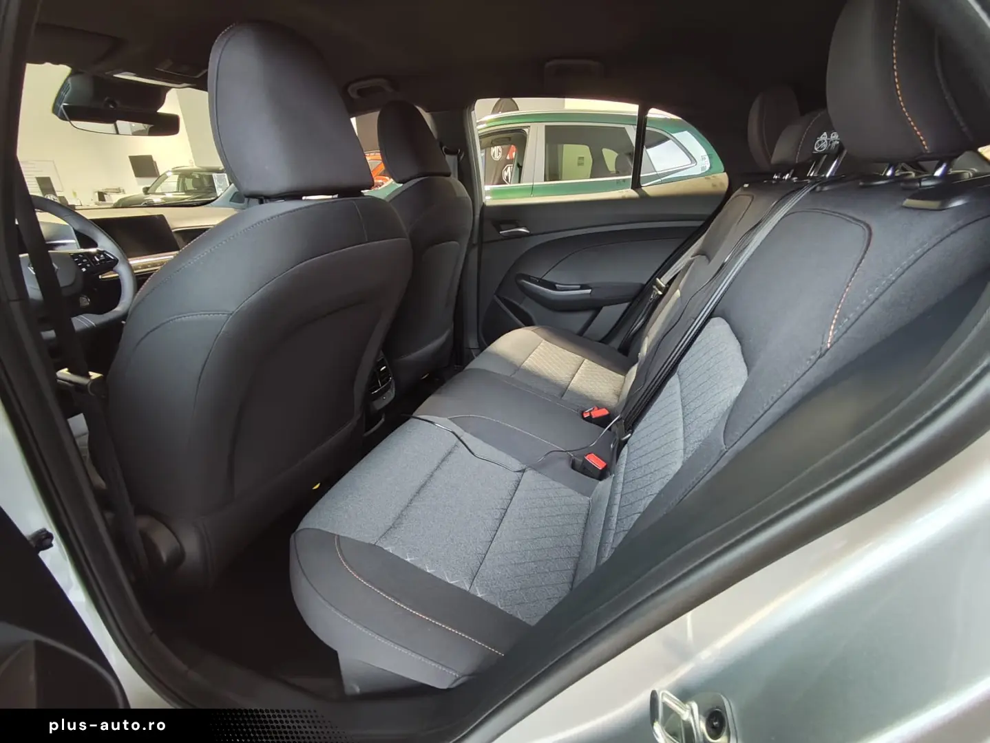 MG3 HEV 5 usi Excite 1.5L PFI HEV 194 CP AT (MY 2025)