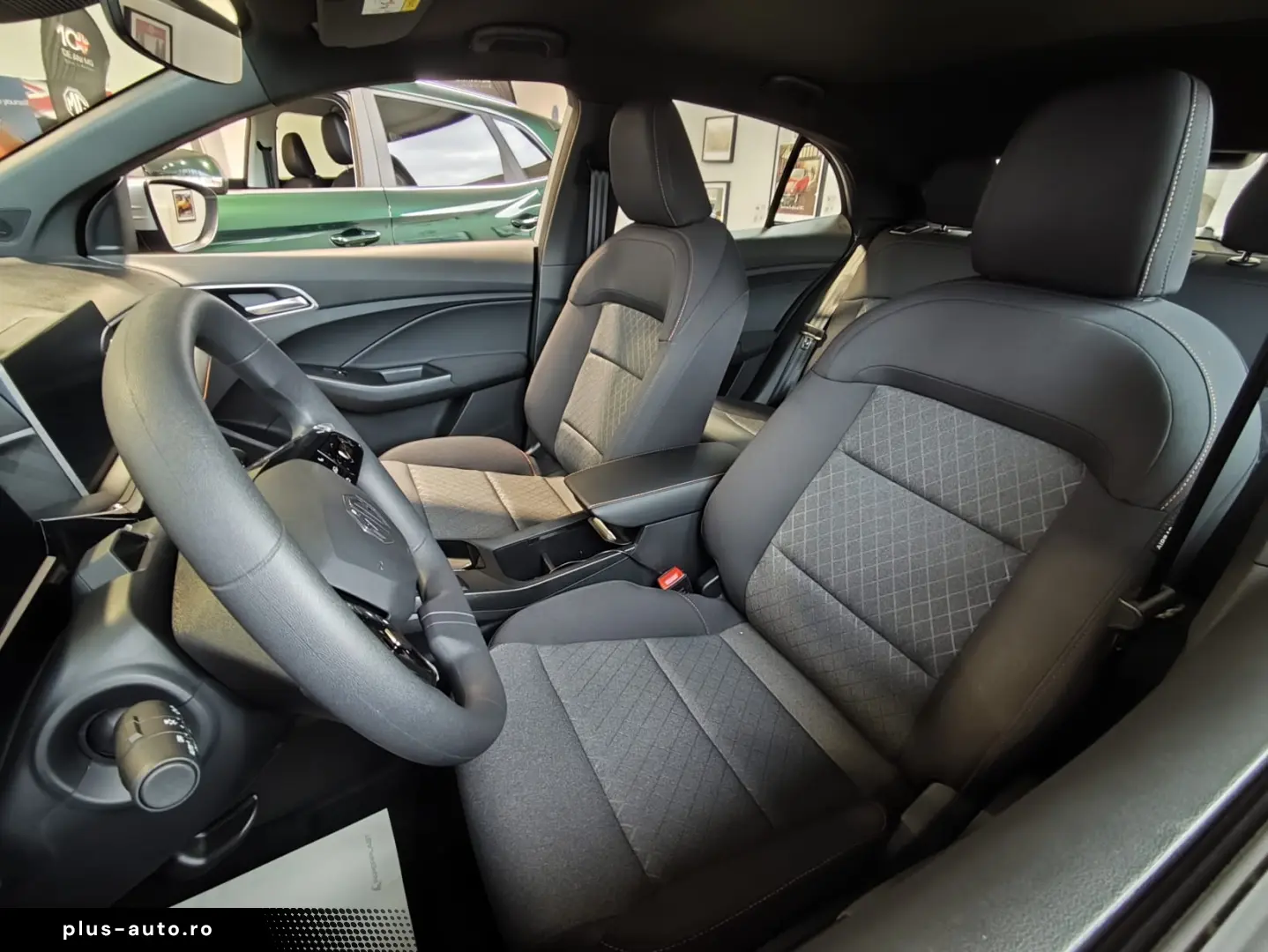 MG3 HEV 5 usi Excite 1.5L PFI HEV 194 CP AT (MY 2025)