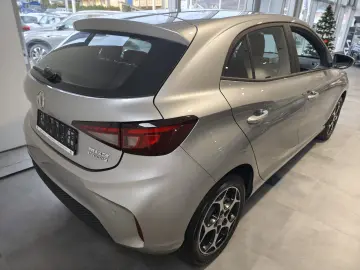 MG3 HEV 5 usi Excite 1.5L PFI HEV 194 CP AT (MY 2025)