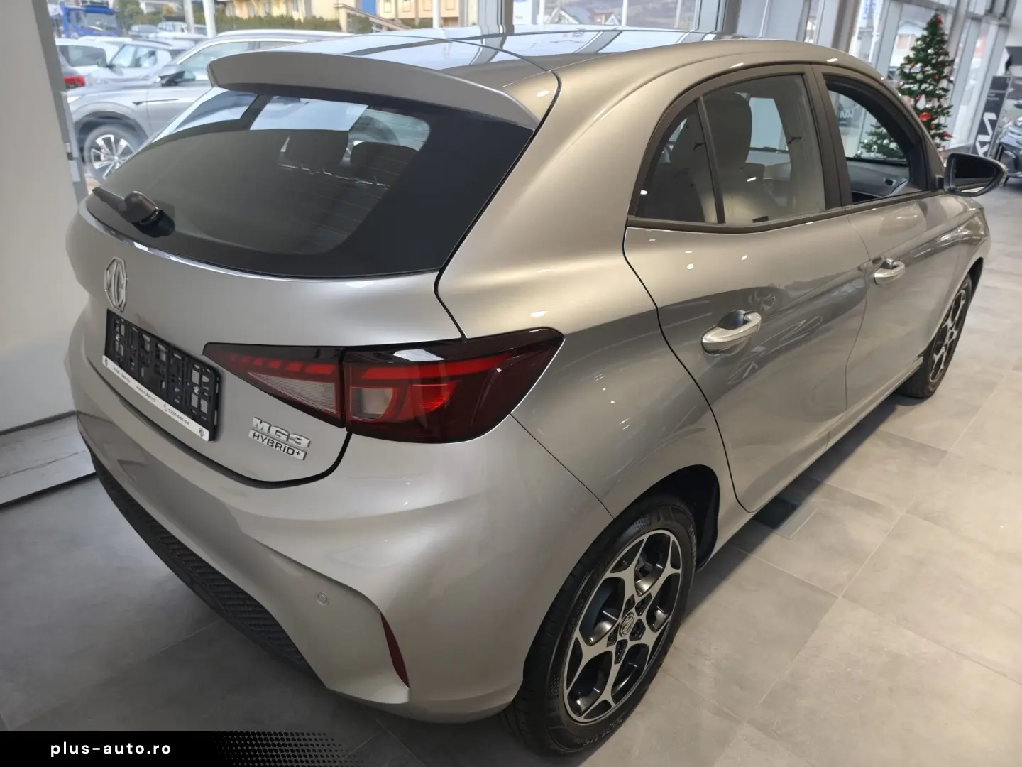 MG3 HEV 5 usi Excite 1.5L PFI HEV 194 CP AT (MY 2025)