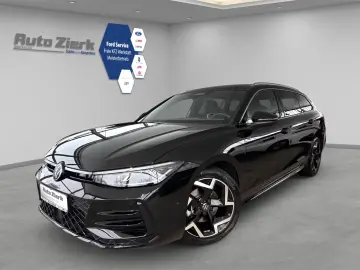 Volkswagen Passat Variant 2.0 TDI DSG R-line ACC MATRIX