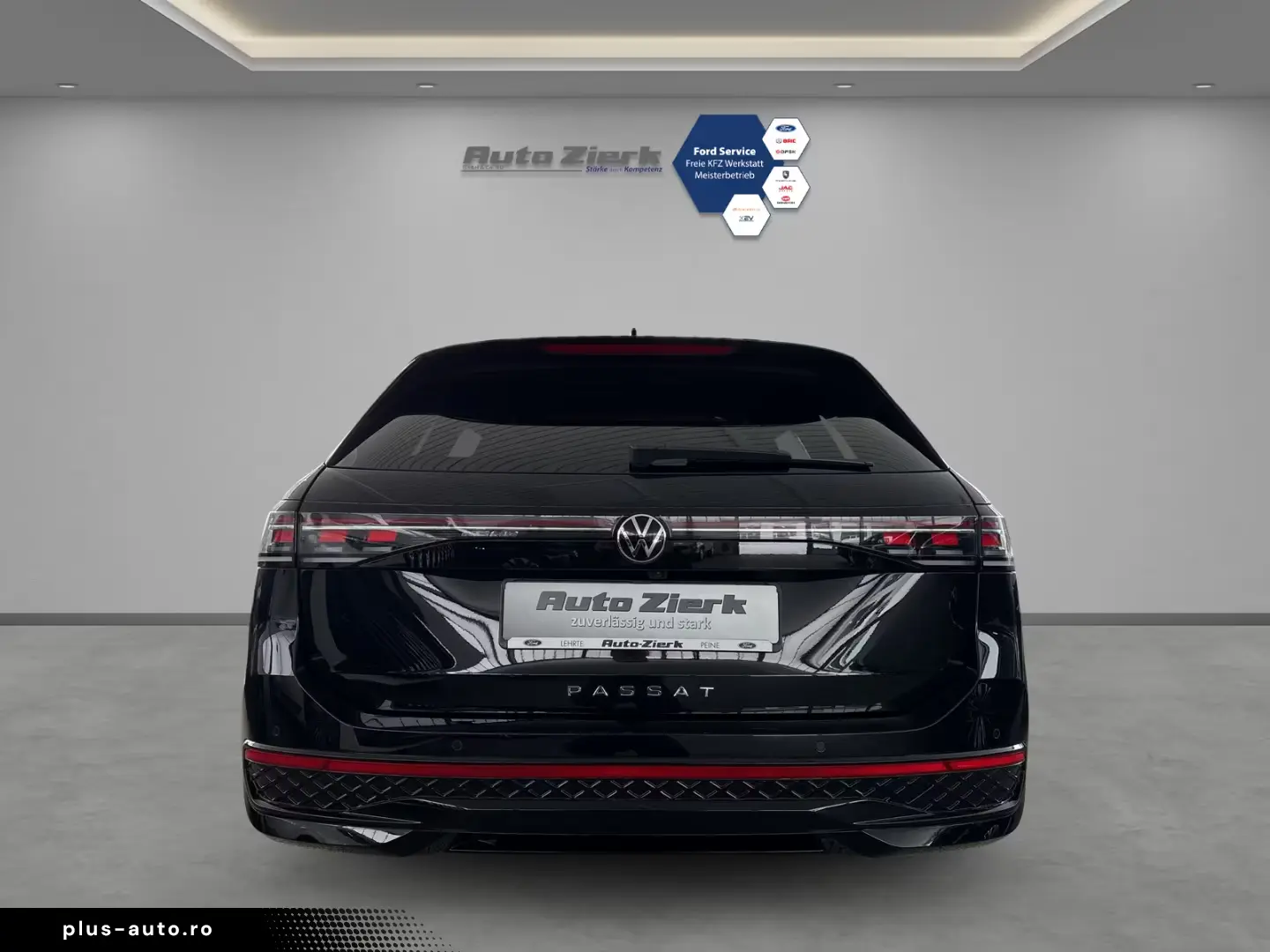 Volkswagen Passat Variant 2.0 TDI DSG R-line ACC MATRIX