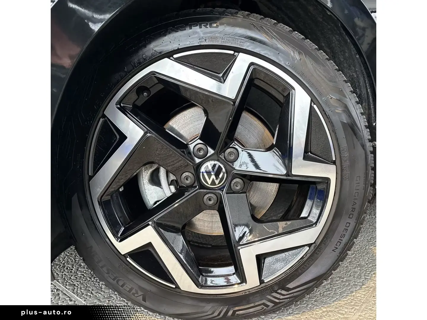 Volkswagen Passat Variant 2.0 TDI DSG R-line ACC MATRIX