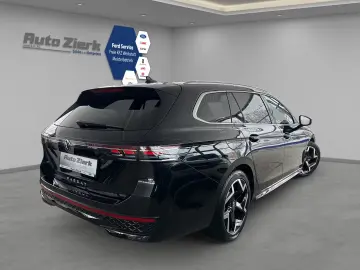 Volkswagen Passat Variant 2.0 TDI DSG R-line ACC MATRIX