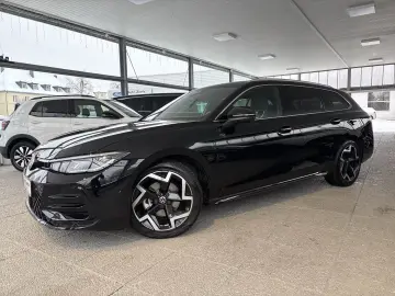 Volkswagen Passat Variant 2.0 TDI DSG R-line ACC MATRIX