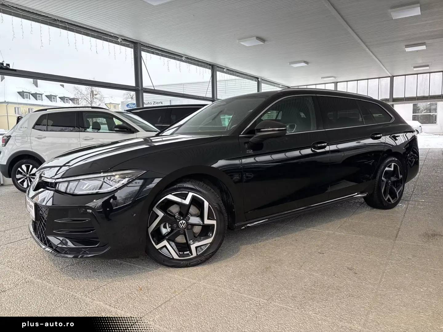 Volkswagen Passat Variant 2.0 TDI DSG R-line ACC MATRIX