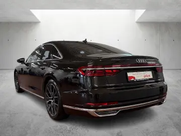 AUDI A8 60 TFSIe quattro Tiptronic Matrix ACC HuD Pan