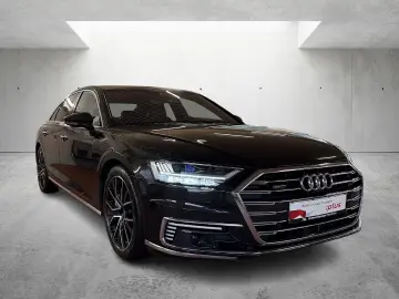 AUDI A8 60 TFSIe quattro Tiptronic Matrix ACC HuD Pan