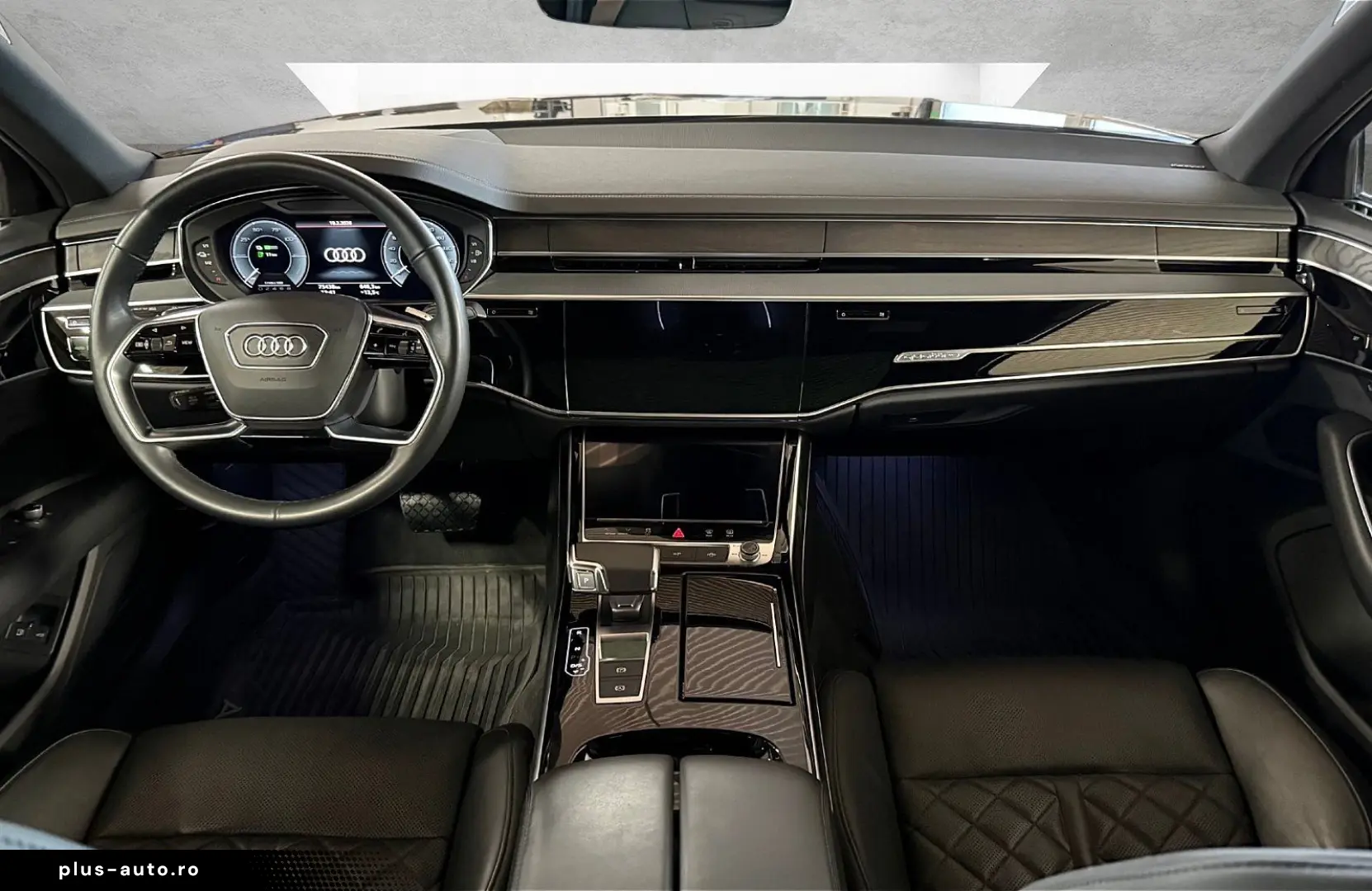 AUDI A8 60 TFSIe quattro Tiptronic Matrix ACC HuD Pan