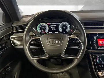 AUDI A8 60 TFSIe quattro Tiptronic Matrix ACC HuD Pan